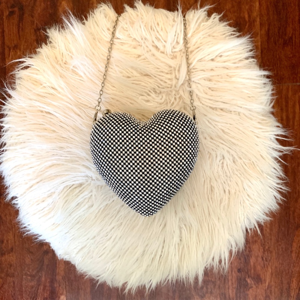 New! Rhinestone Heart ❤️ Purse